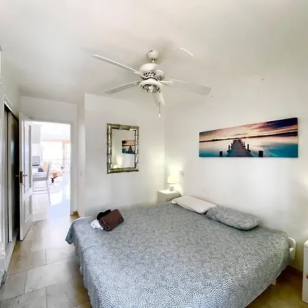 Beautiful Beach-front Retreat In El Beril *